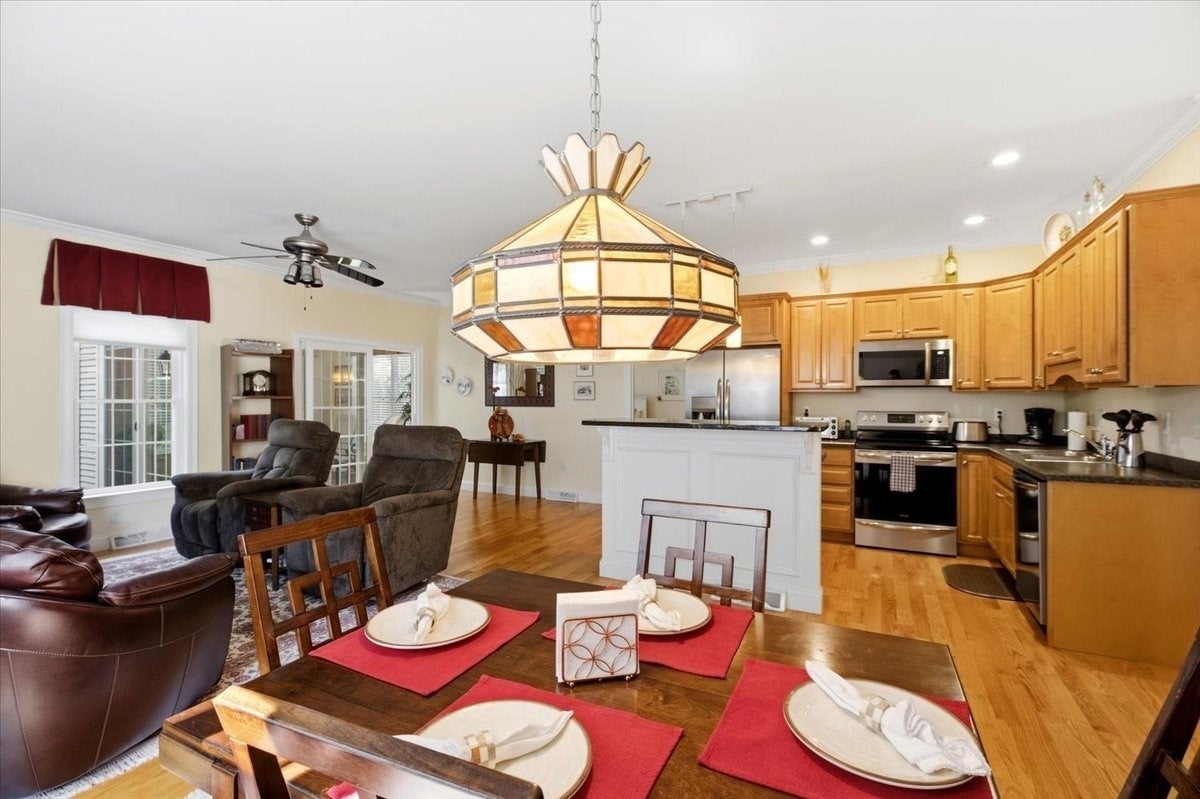 12 Wynnfield Cir #12, Southwick, MA, 12 Wynnfield Cir #12, Southwick, MA Photo #13