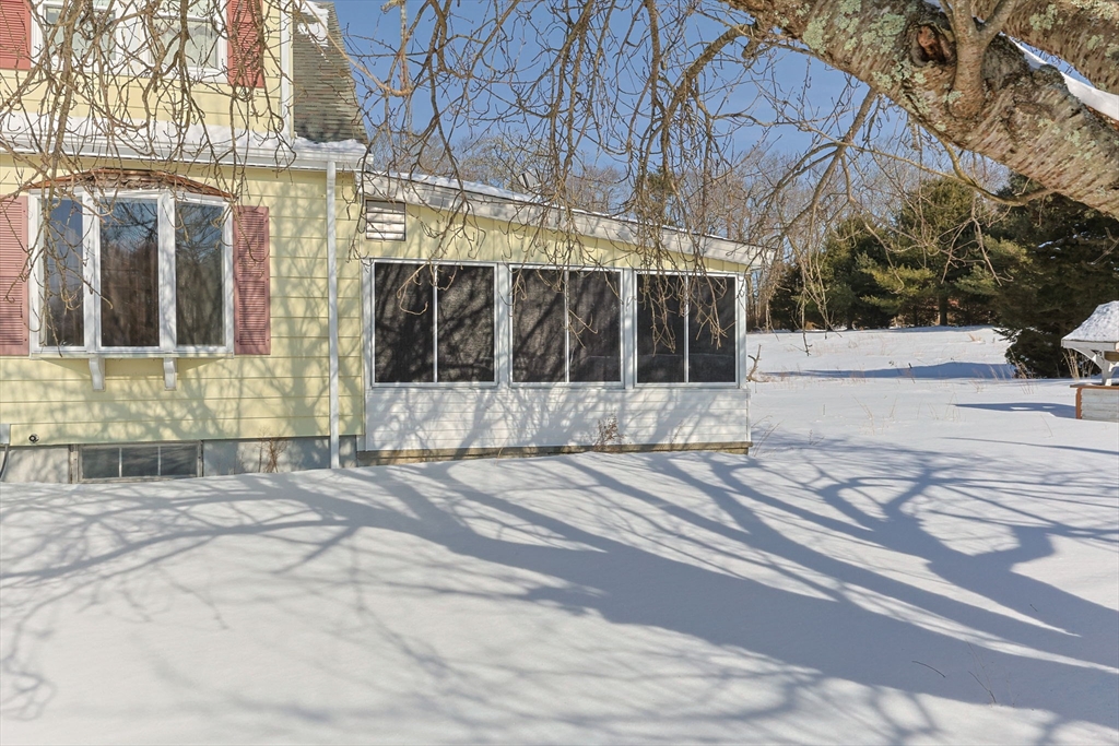 320-322 Old Bedford Rd