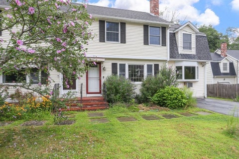 Photo of 4 Ivy Circle #4, Norwood, MA 02062 (MLS # 73538582)