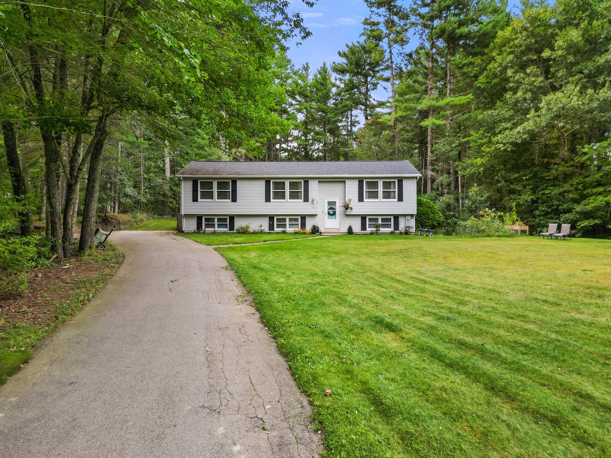 41 Woodland Rd