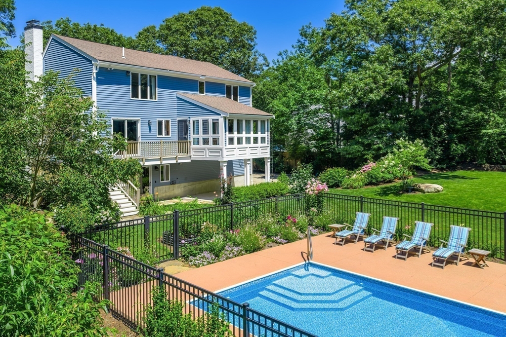 121 Streeter Hill Rd