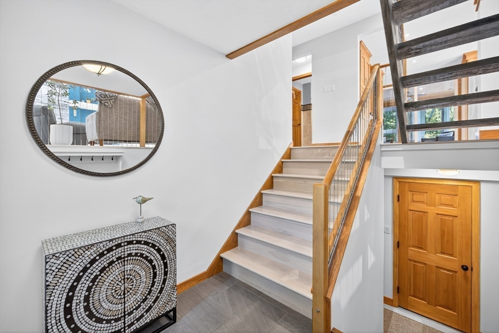 121 Streeter Hill Rd