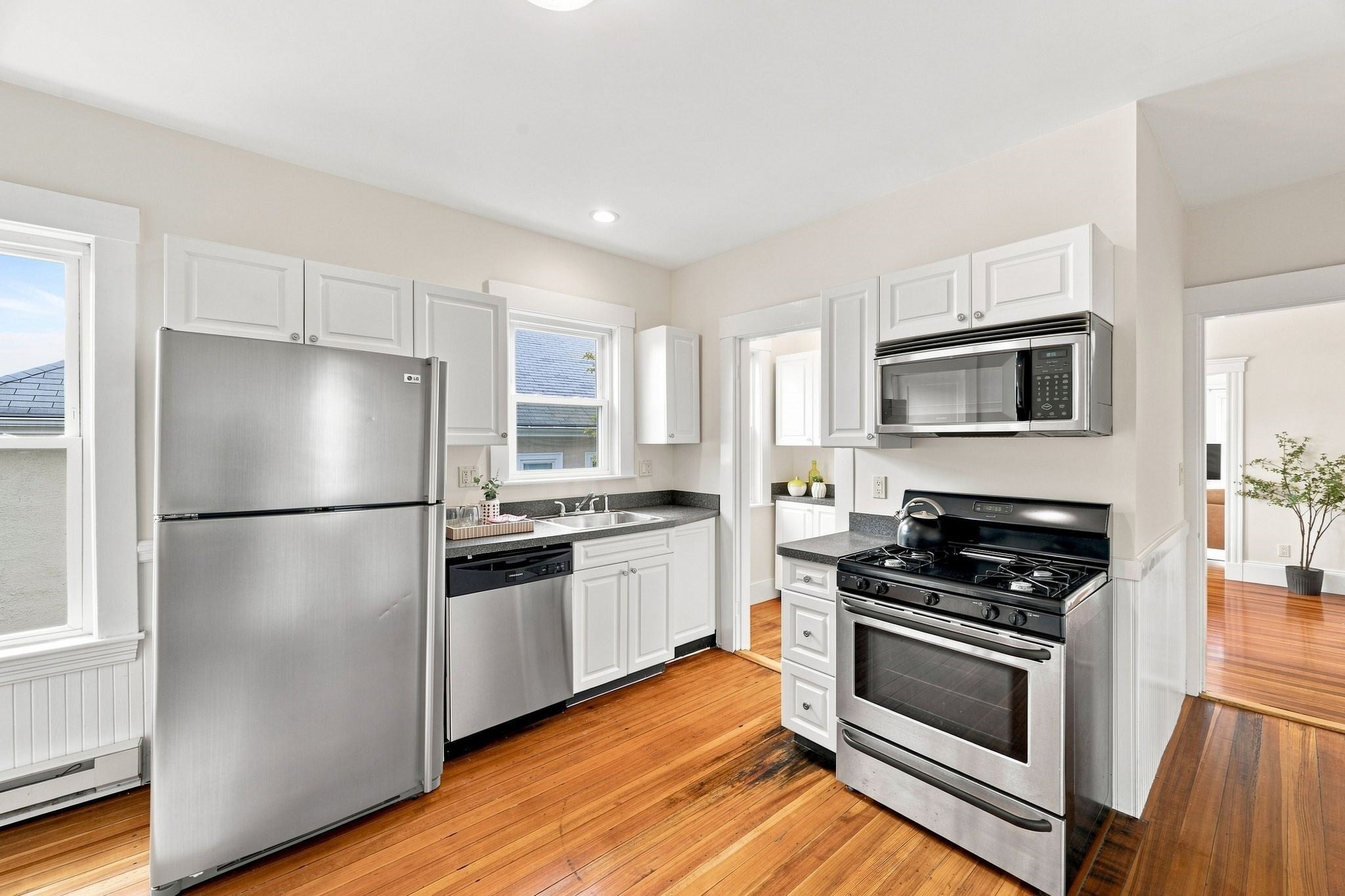 11 Lloyd Rd #11, Watertown, MA Photo #15