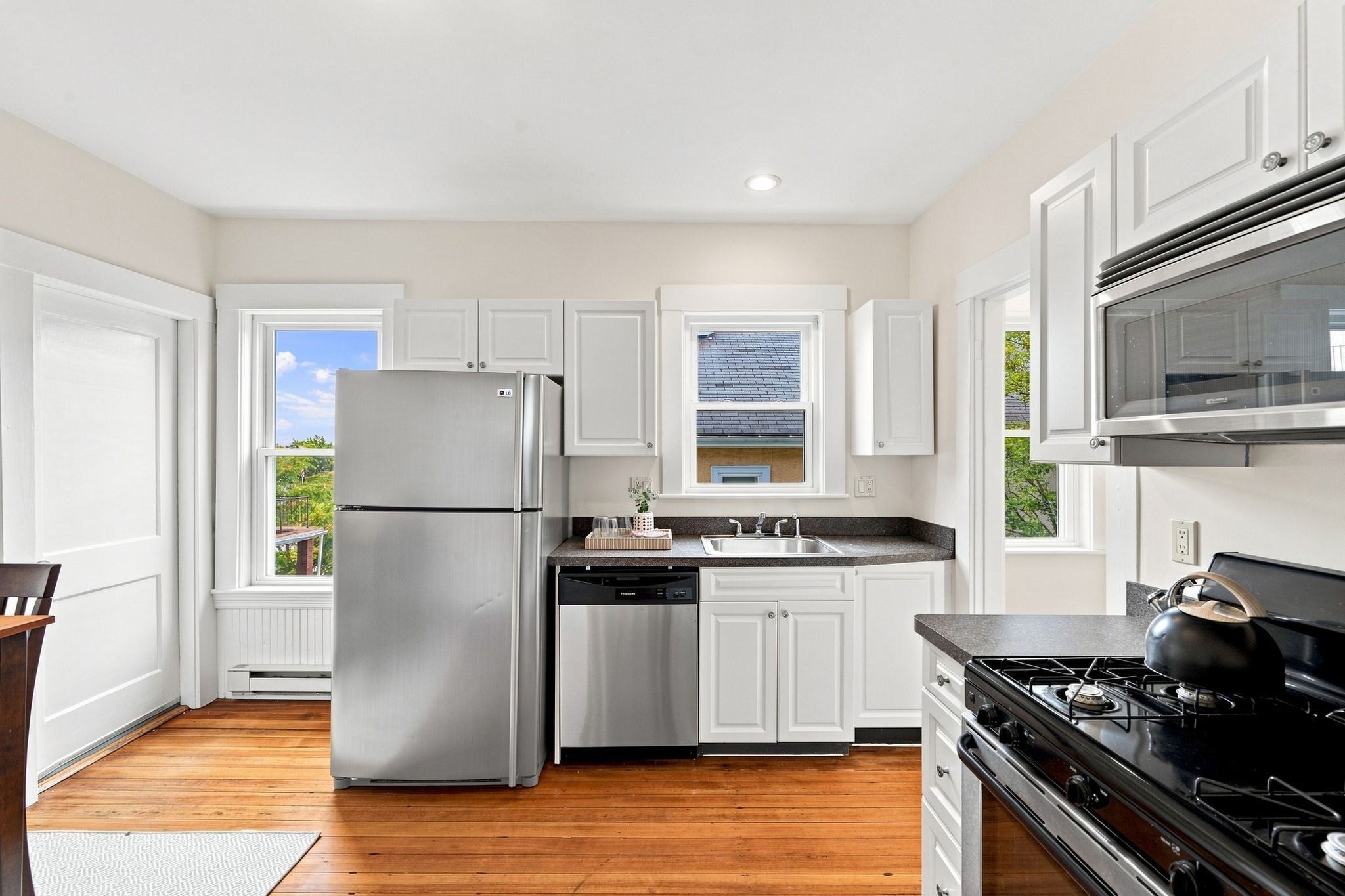 11 Lloyd Rd #11, Watertown, MA Photo #14