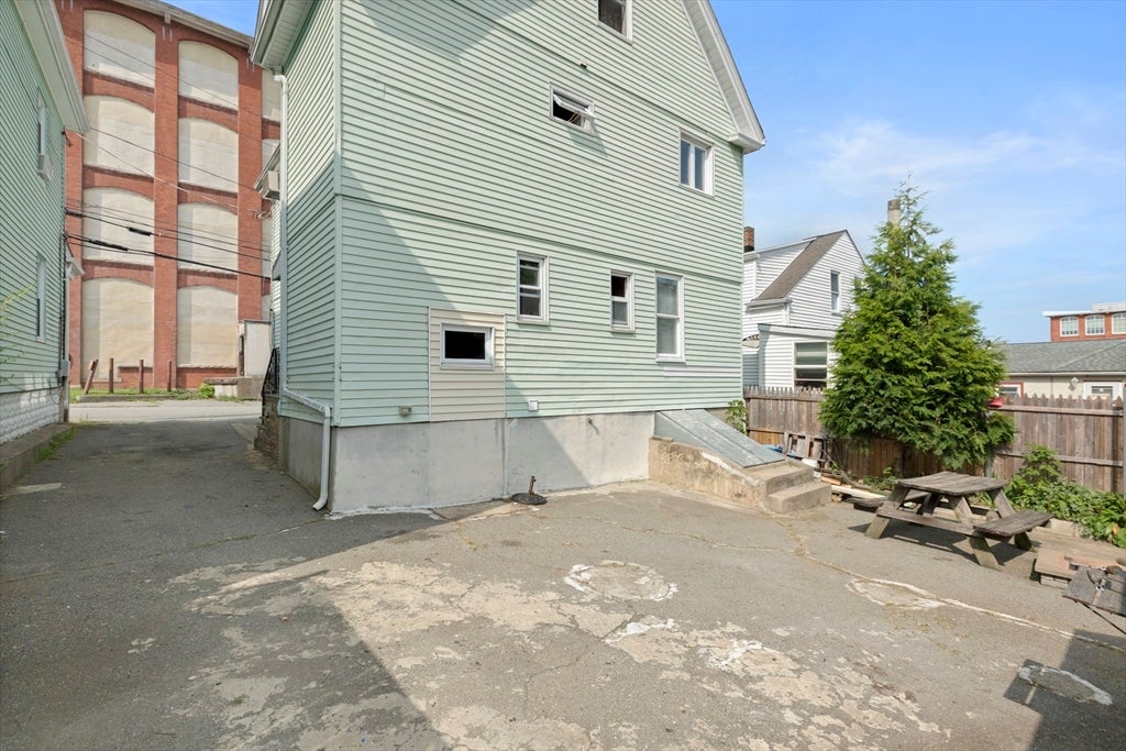 24 Belleville Rd, New Bedford, MA, 24 Belleville Rd, New Bedford, MA Photo #31