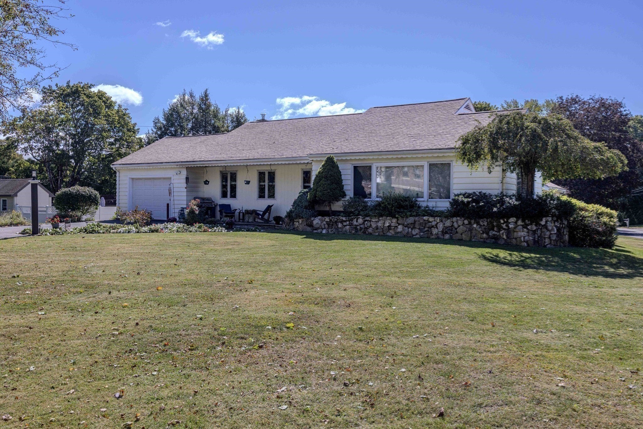 281 Village Street, Medway, MA Photo #36