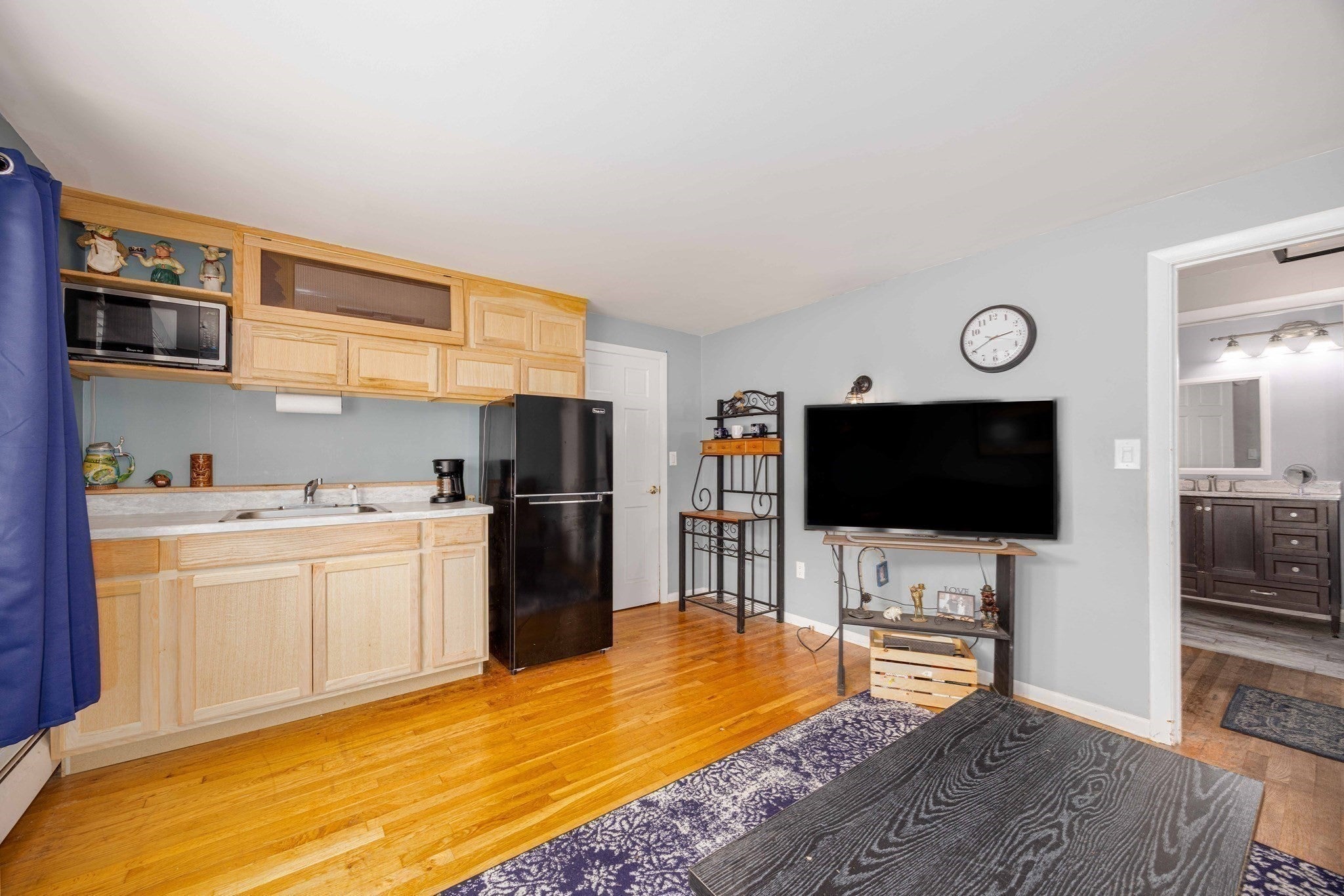 281 Village Street, Medway, MA Photo #27
