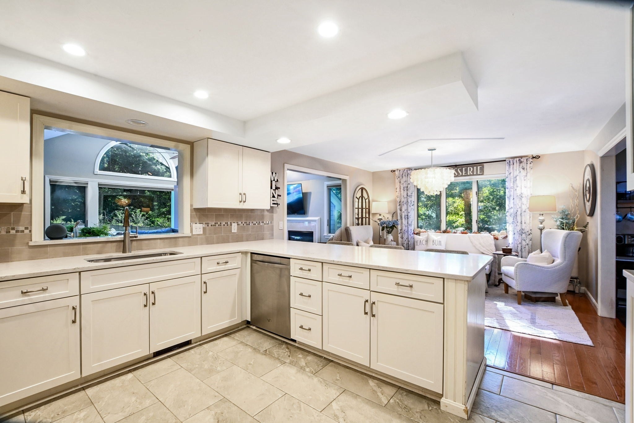 14 Bayshore Dr, Mashpee, MA, 14 Bayshore Dr, Mashpee, MA Photo #17