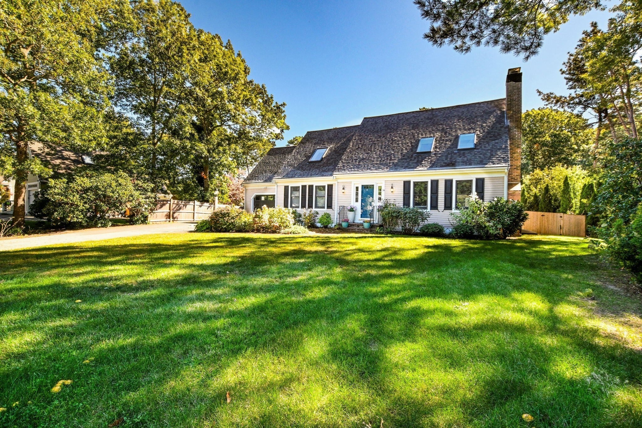 14 Bayshore Dr, Mashpee, MA, 14 Bayshore Dr, Mashpee, MA Photo #2
