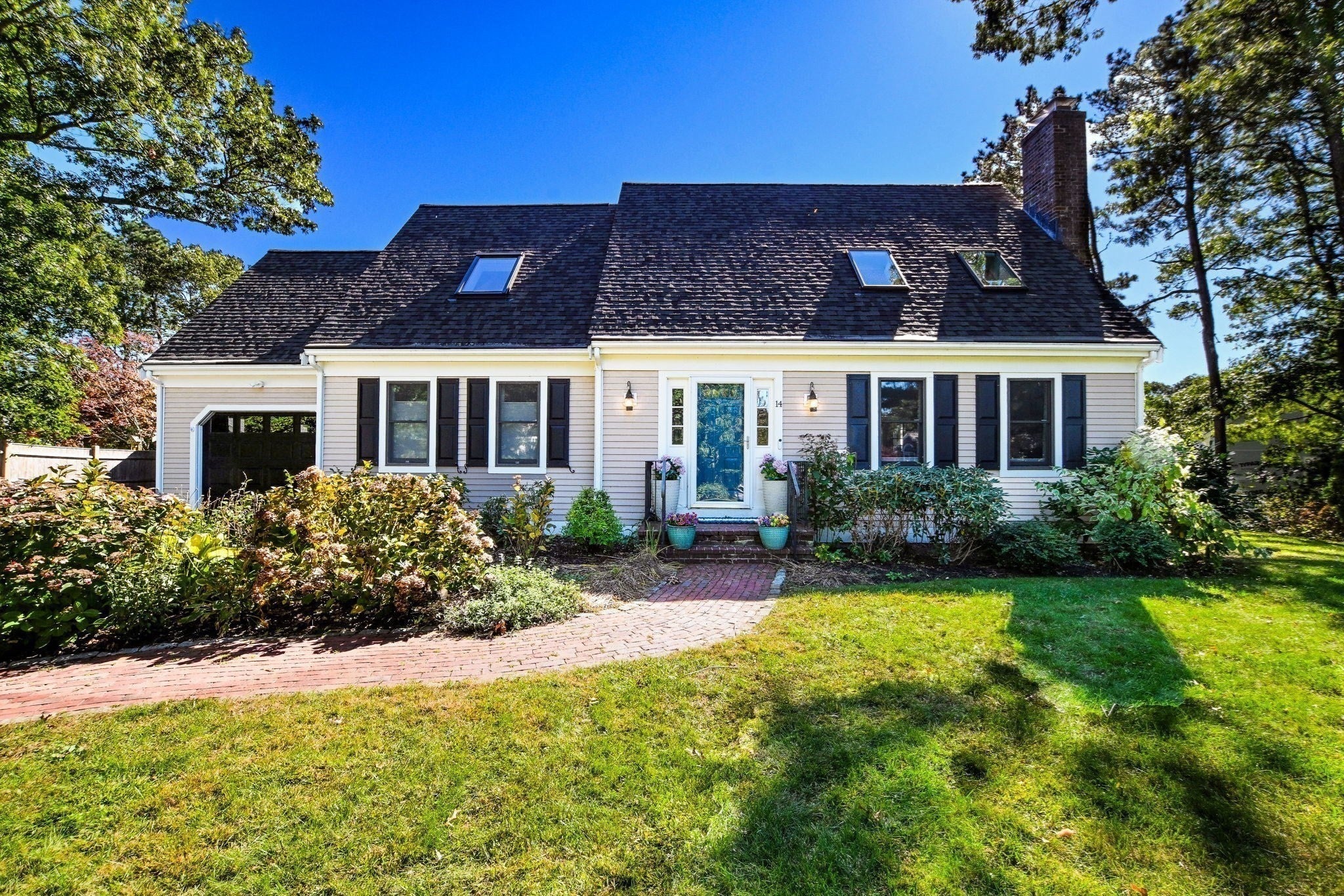 14 Bayshore Dr, Mashpee, MA, 14 Bayshore Dr, Mashpee, MA Photo #4