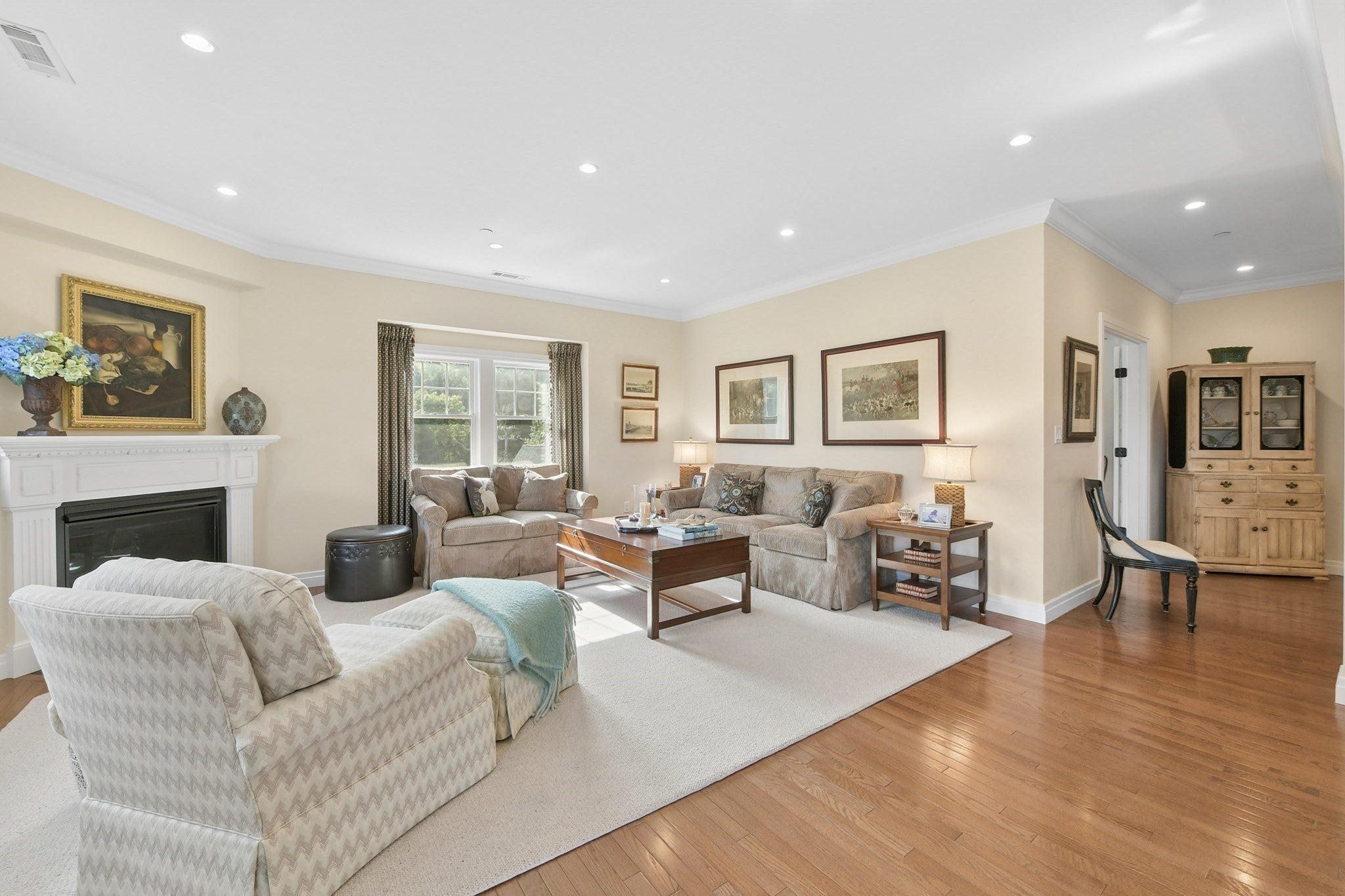 36 Central Ave #15, Milton, MA Photo #12
