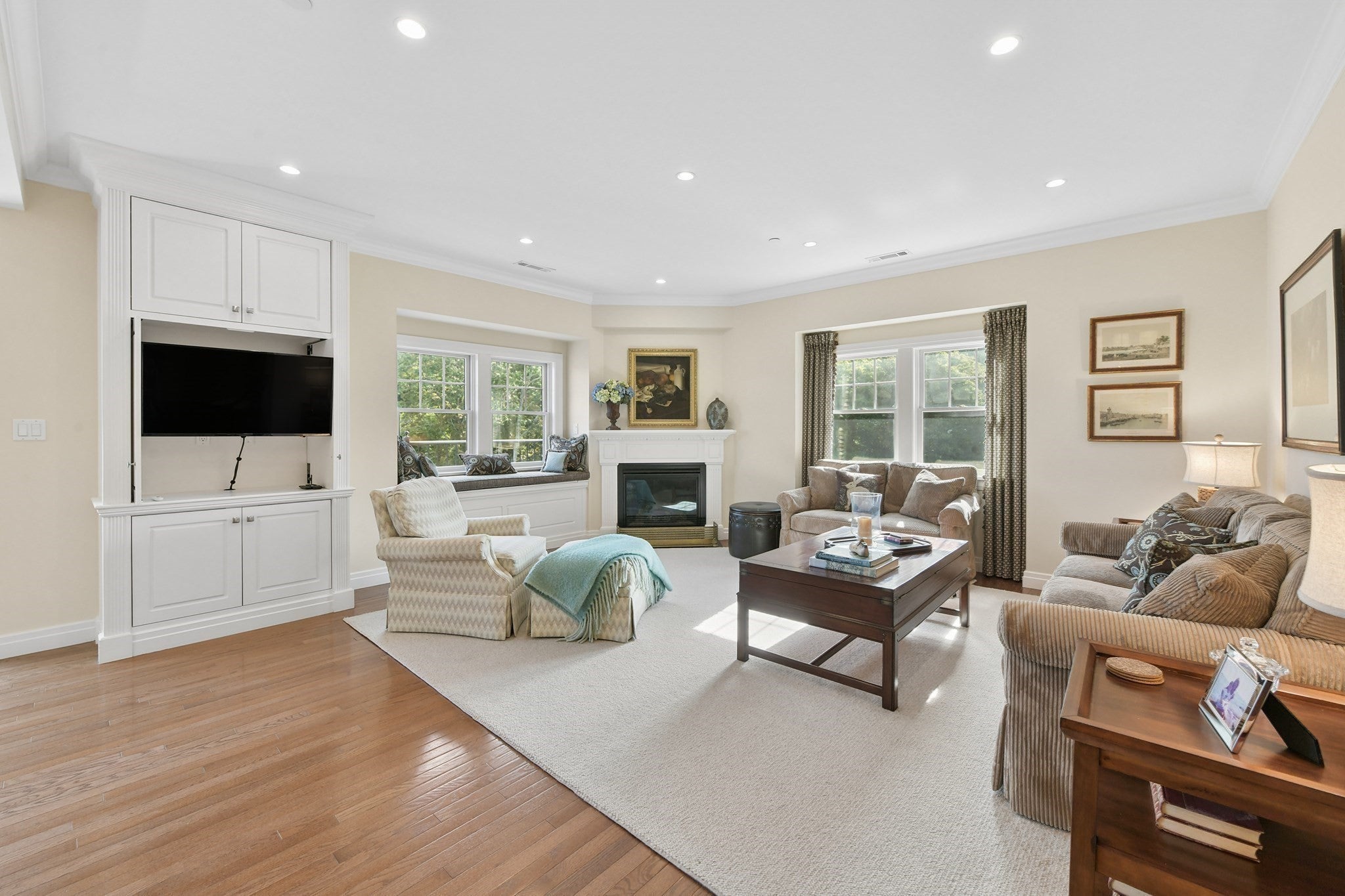 36 Central Ave #15, Milton, MA Photo #11