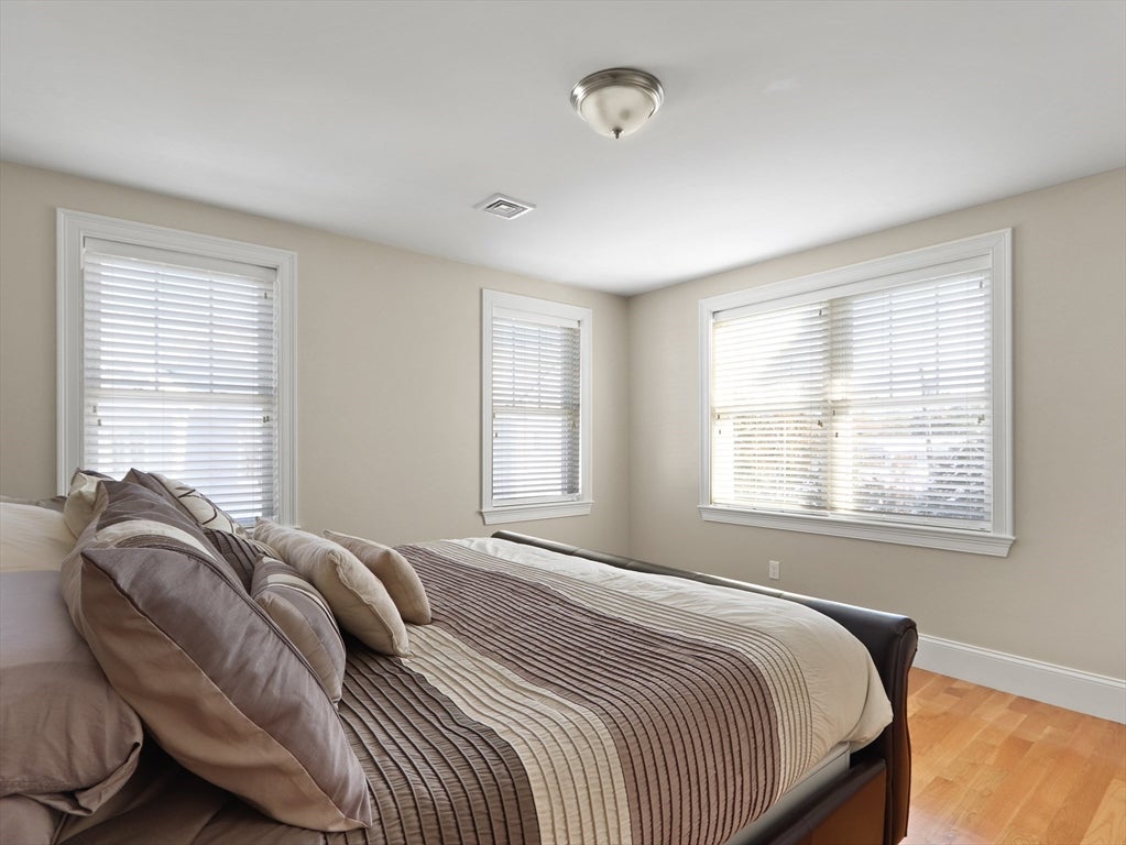 105-107 North St #105, Newton, MA Photo #11