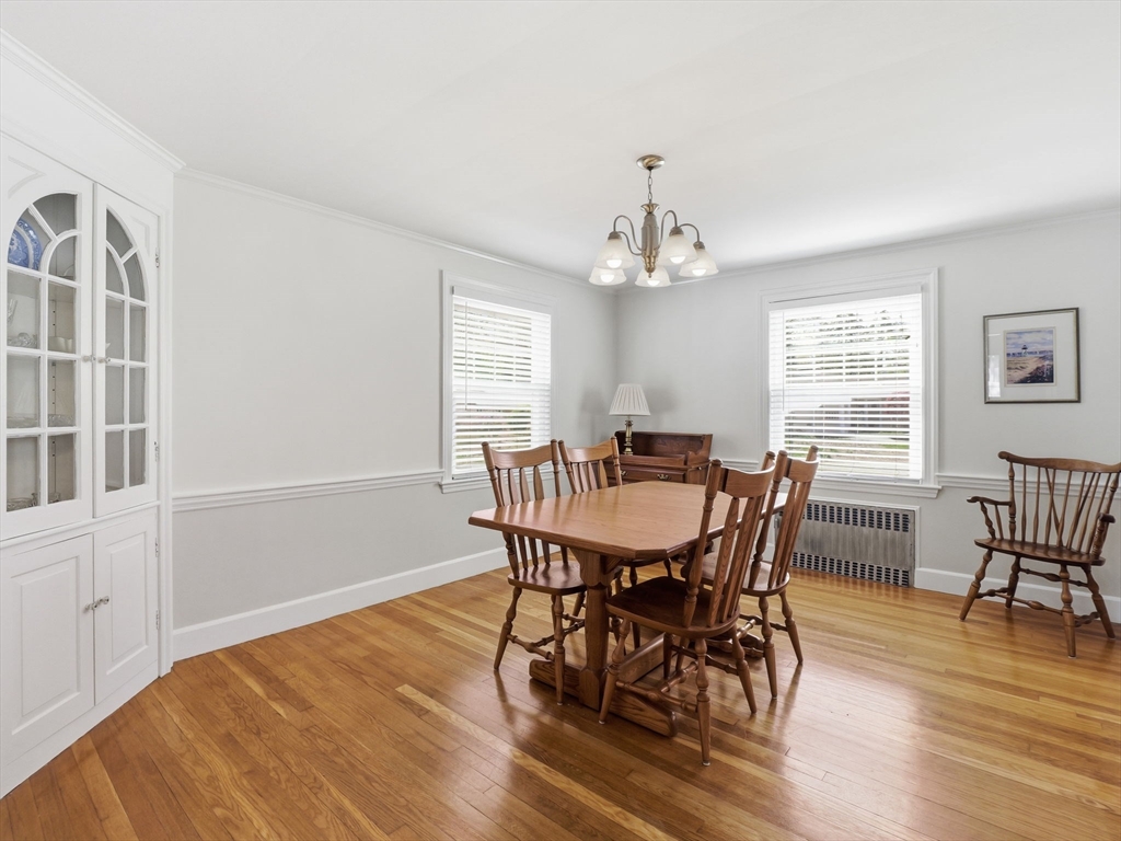 14 Delwood Rd, Chelmsford, MA Photo #12