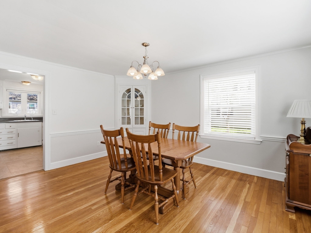 14 Delwood Rd, Chelmsford, MA Photo #15