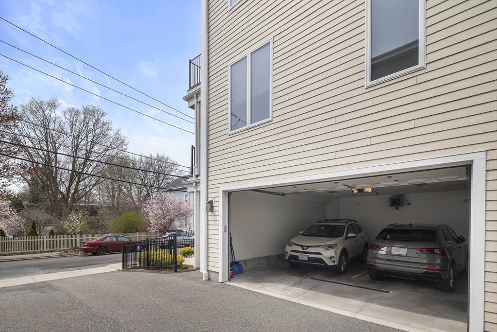 6 Ashland St 2