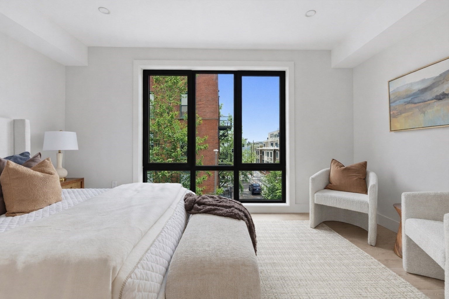 118 B Street 204