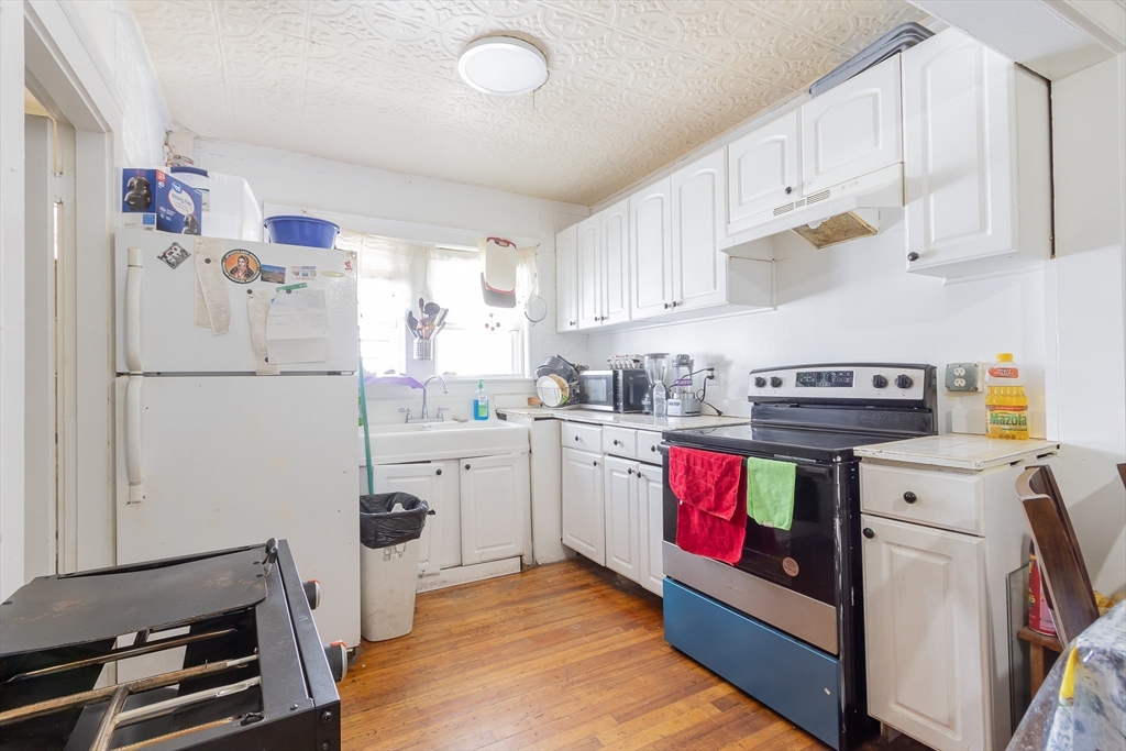 193 W. Main St