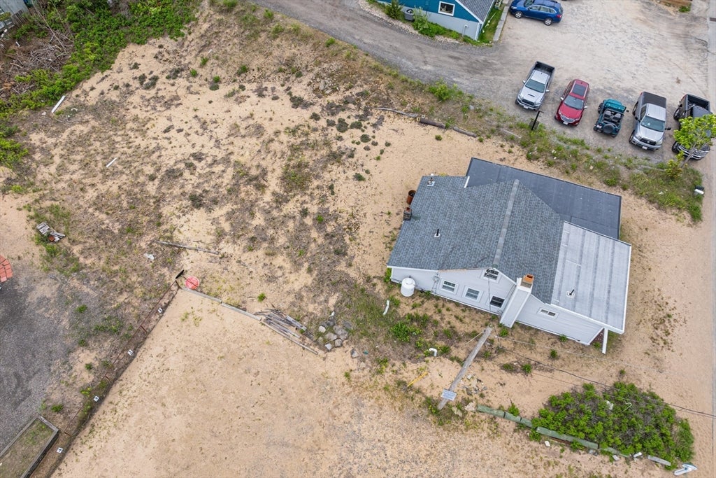 32 Plum Island Blvd