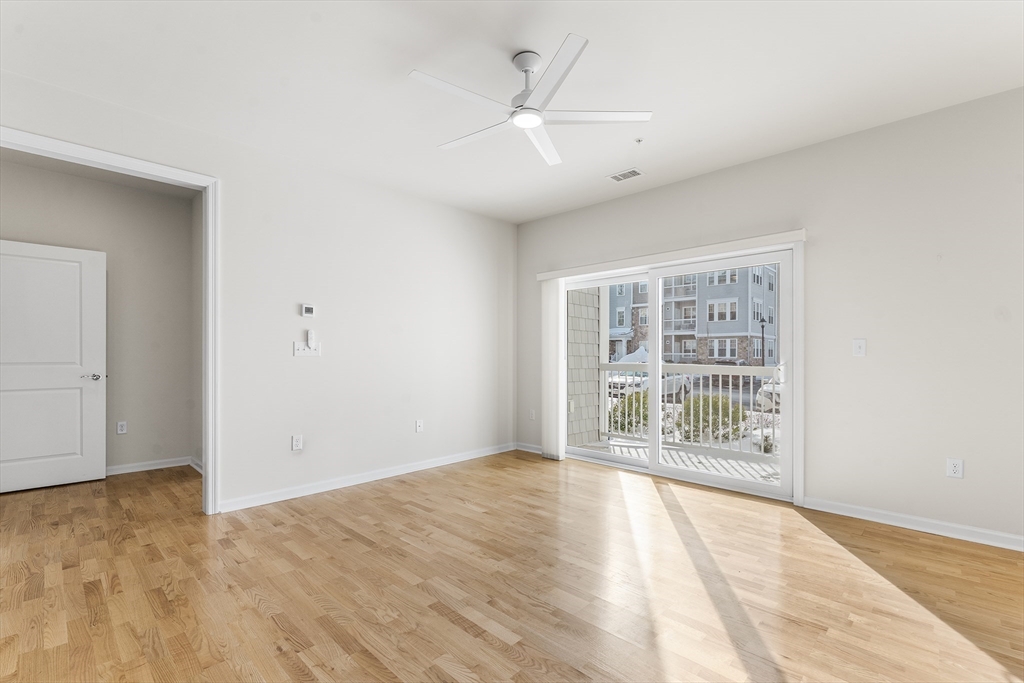 1102 Peters Farm Way 1102