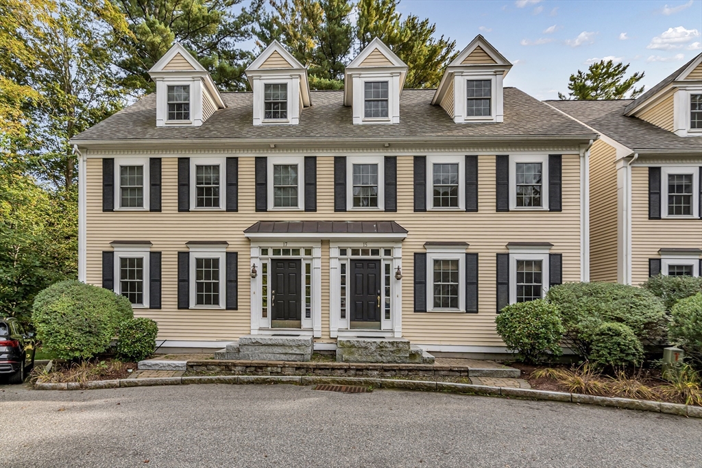 15 Nicholas Drive 15