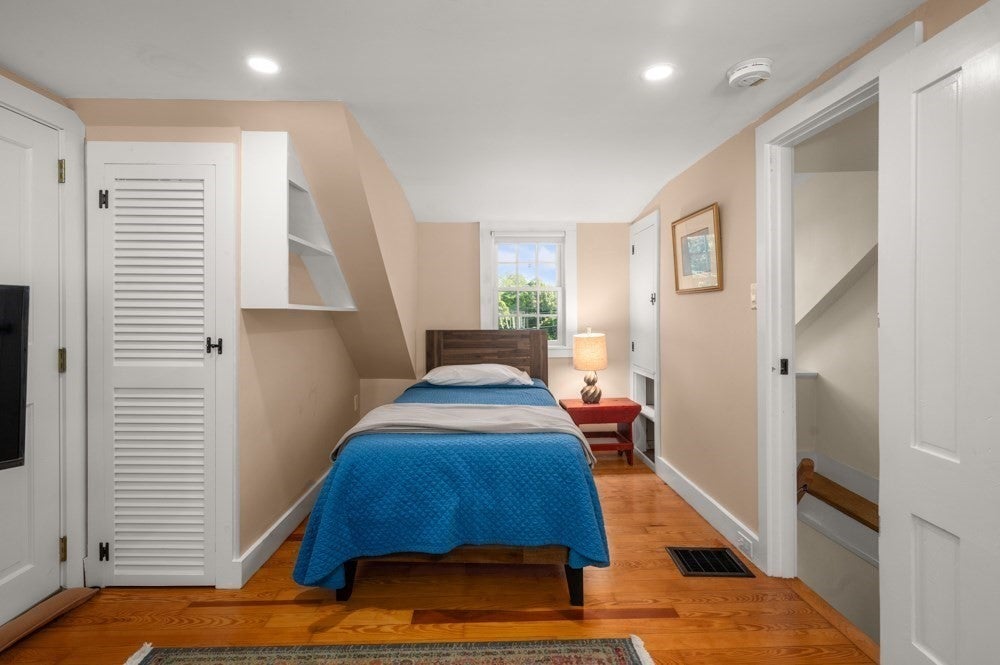 24 Mount Pleasant St, Rockport, MA, 24 Mount Pleasant St, Rockport, MA Photo #24