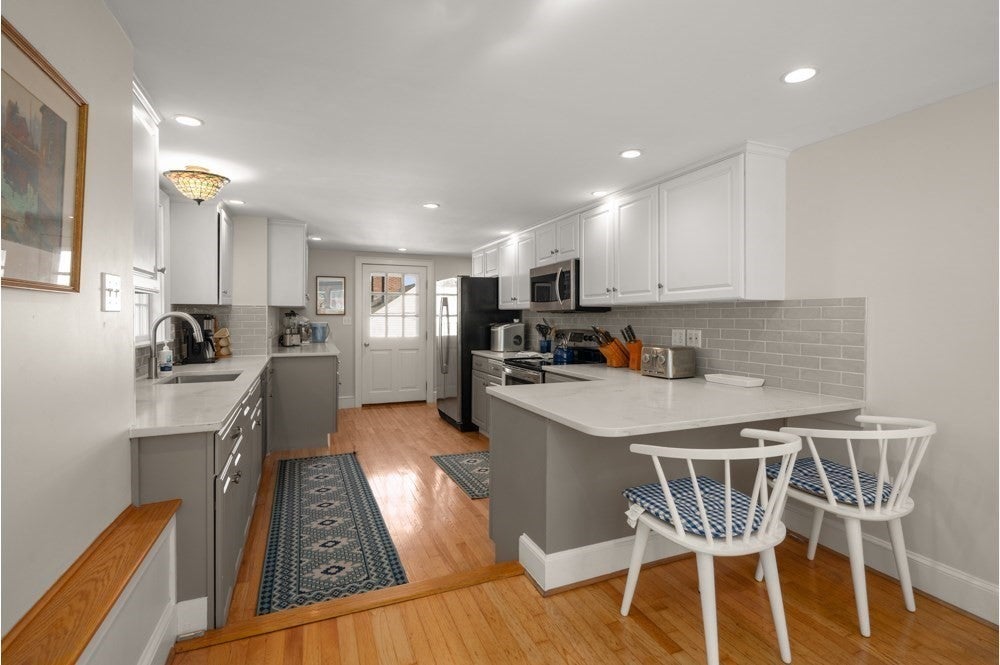 24 Mount Pleasant St, Rockport, MA, 24 Mount Pleasant St, Rockport, MA Photo #8