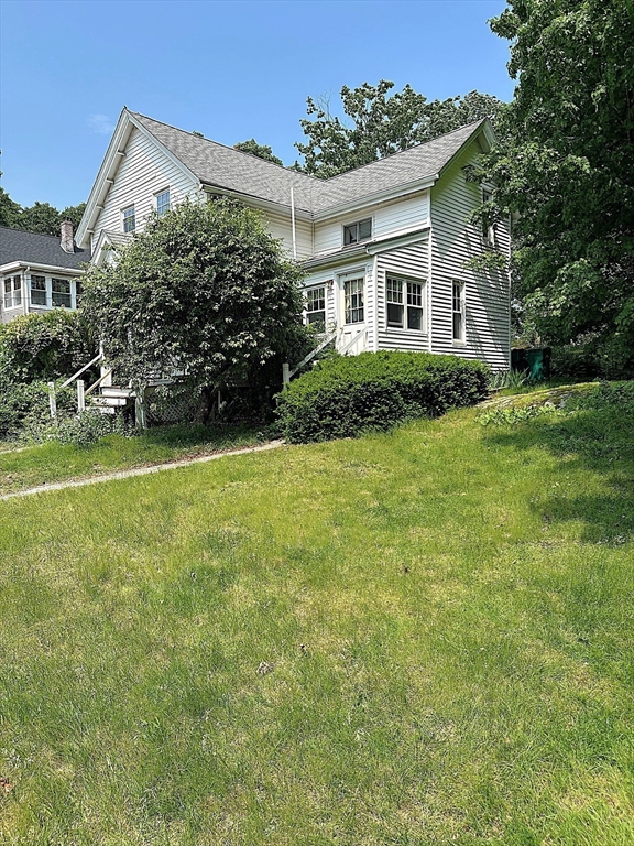 63 Howard St