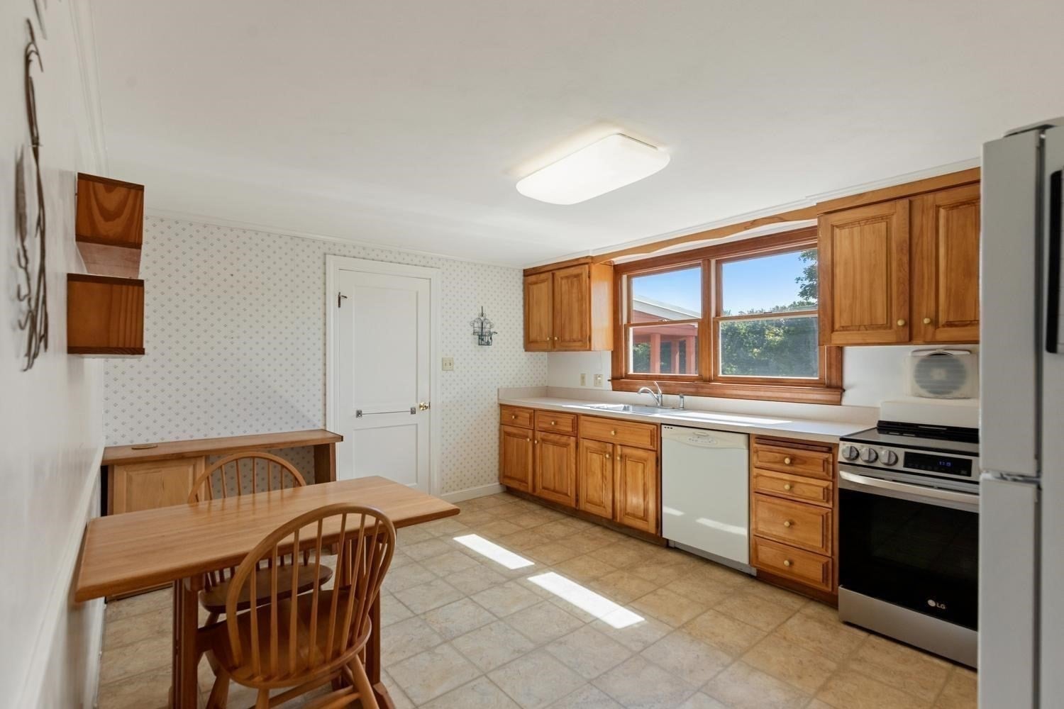 114 Conant St, Beverly, MA, 114 Conant St, Beverly, MA Photo #11