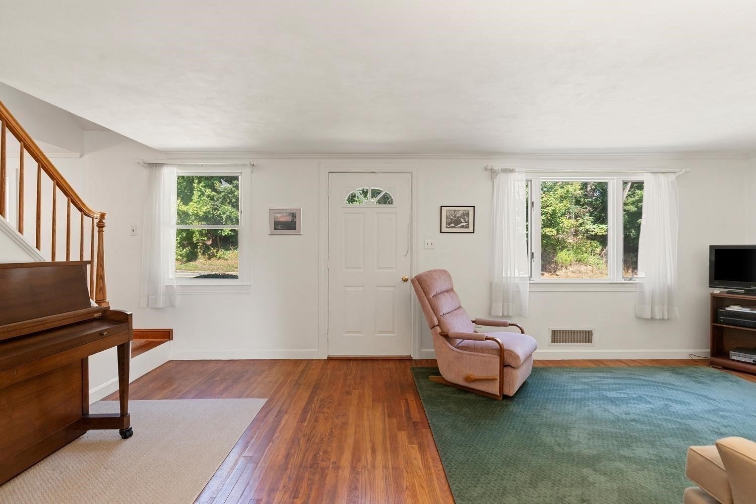 114 Conant St, Beverly, MA, 114 Conant St, Beverly, MA Photo #9