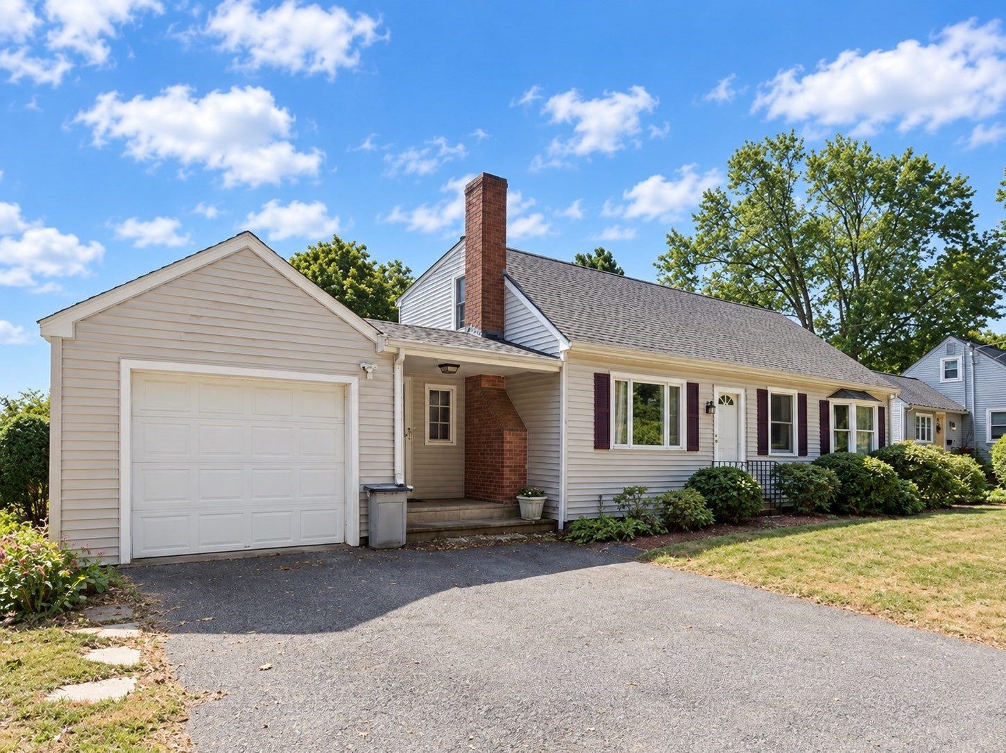 114 Conant St, Beverly, MA, 114 Conant St, Beverly, MA Photo #2
