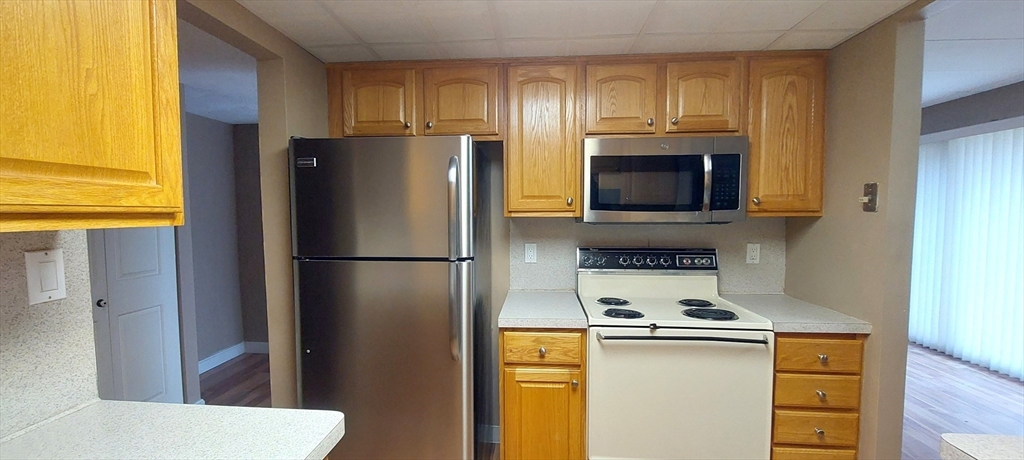 2 Ledgewood Way 7