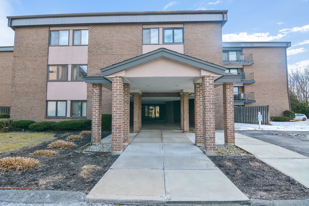 2 Ledgewood Way 7