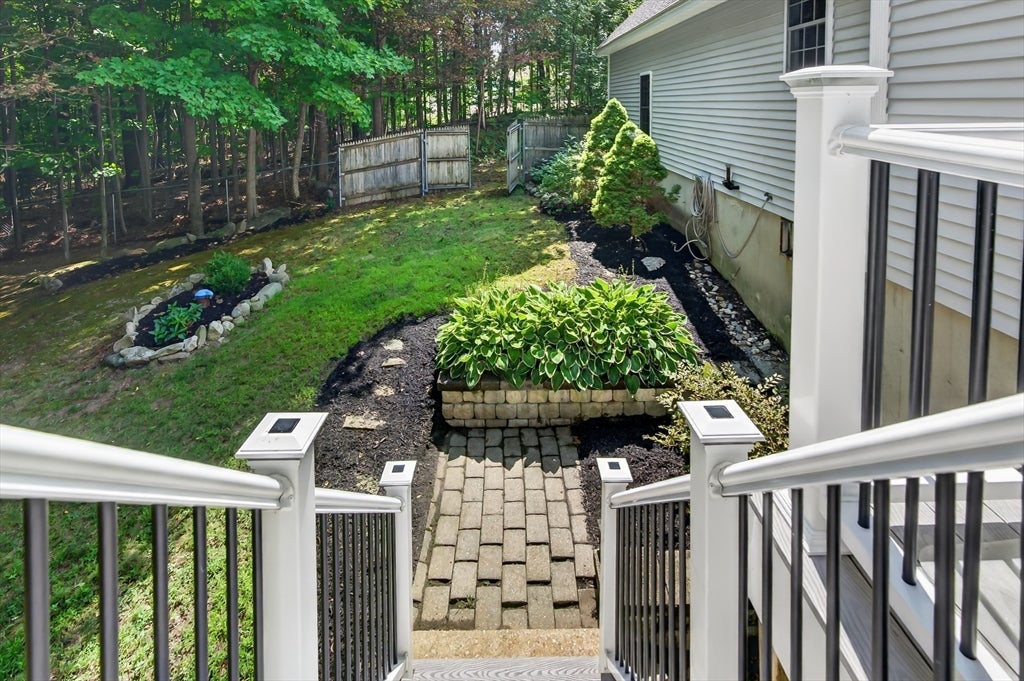 1036 Pleasant Street, Leominster, MA Photo #36