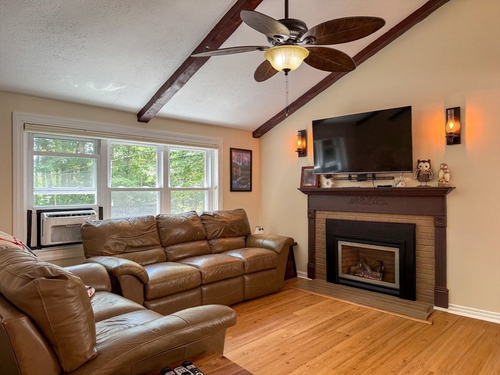 617 Marys Pond Rd, Rochester, MA, 617 Marys Pond Rd, Rochester, MA Photo #9