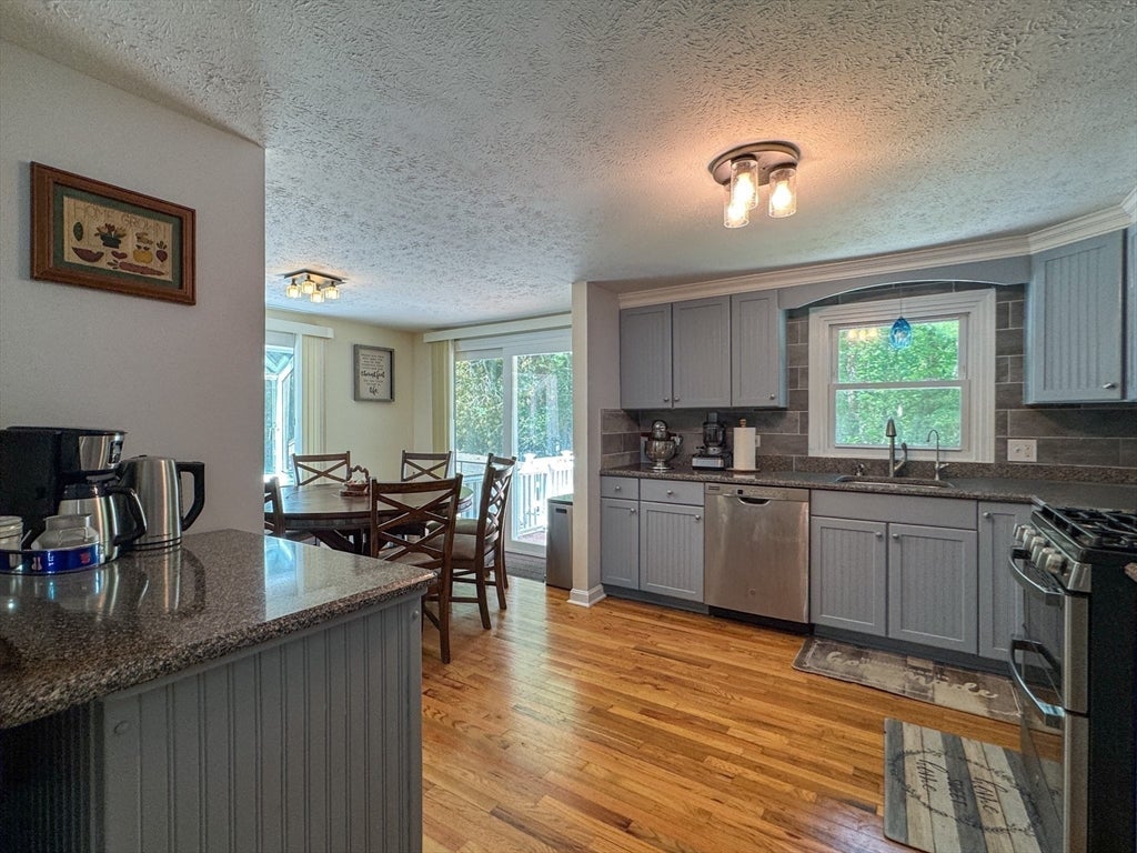 617 Marys Pond Rd, Rochester, MA, 617 Marys Pond Rd, Rochester, MA Photo #8