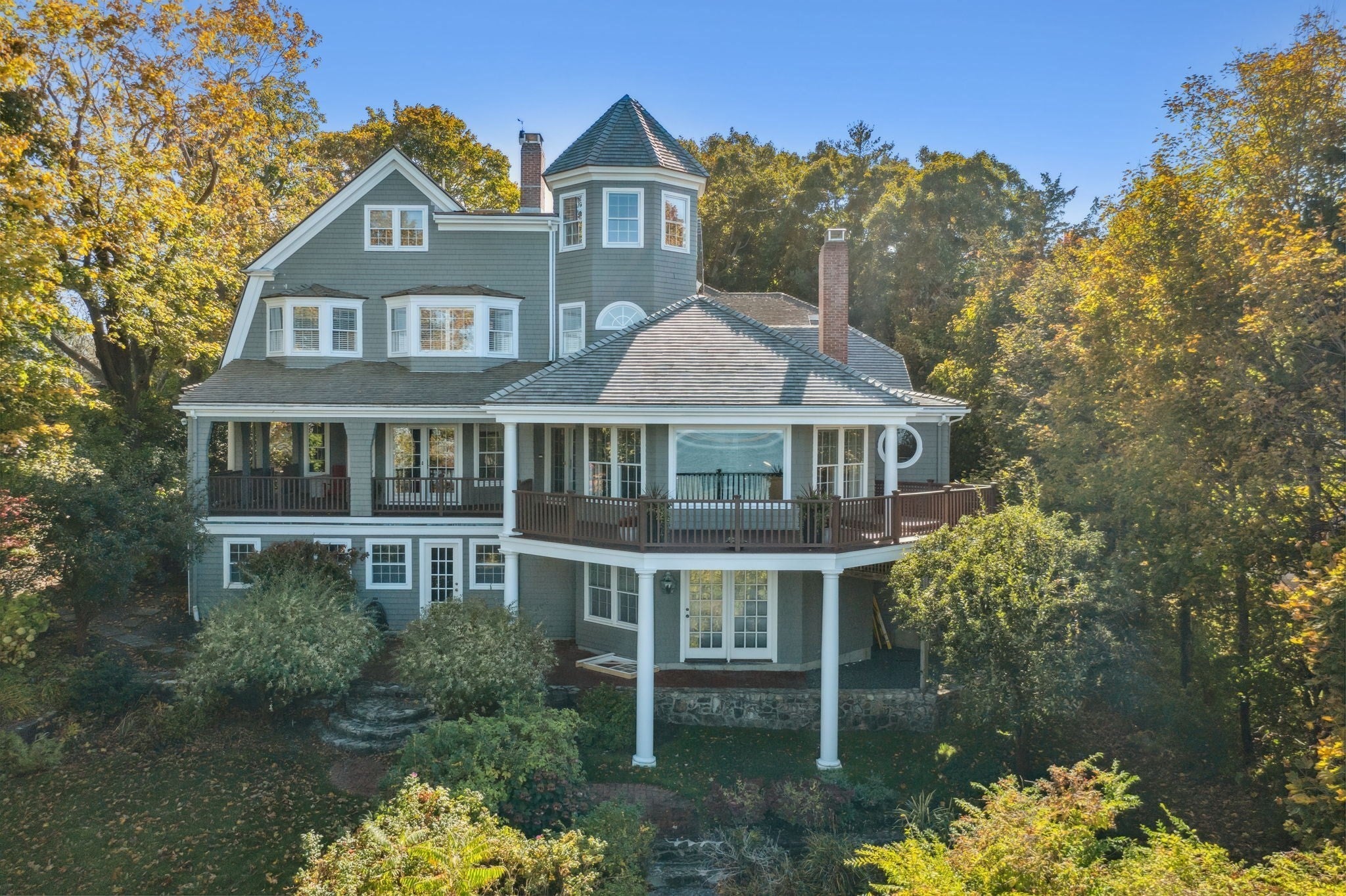 236 Powder Point Ave