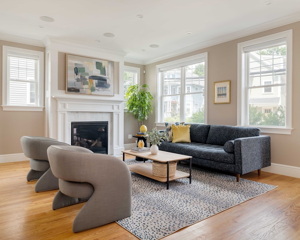 31 Neponset Ave