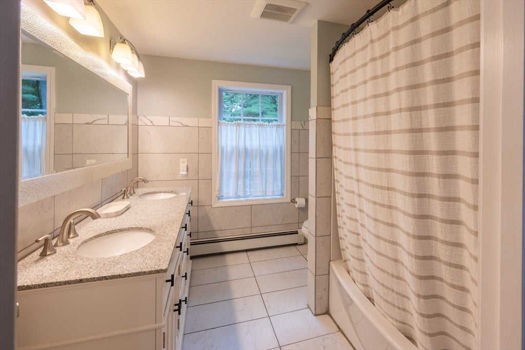 17 Gardner Ave, Sturbridge, MA Photo #21