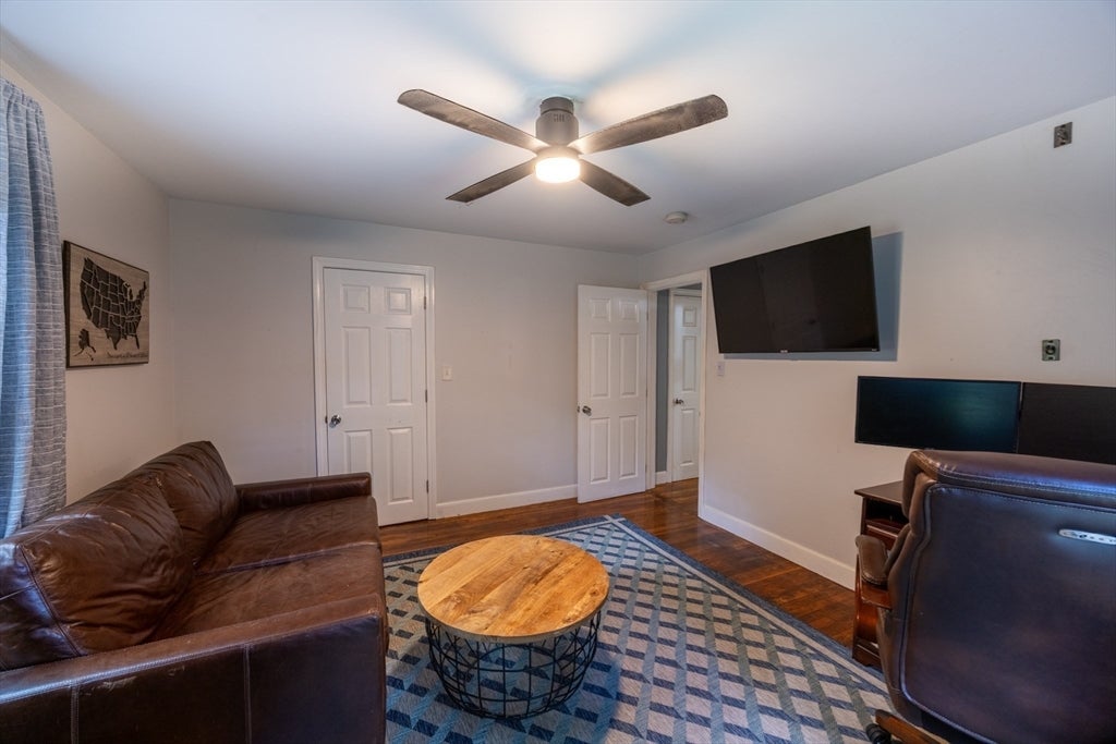 17 Gardner Ave, Sturbridge, MA Photo #24