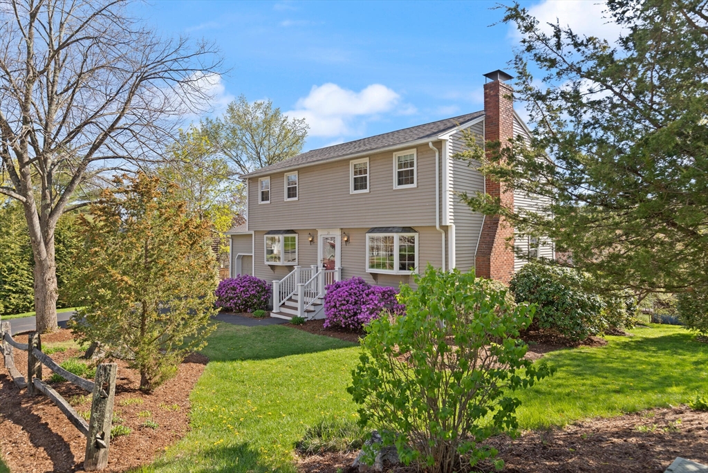 24 Hodgkins Dr