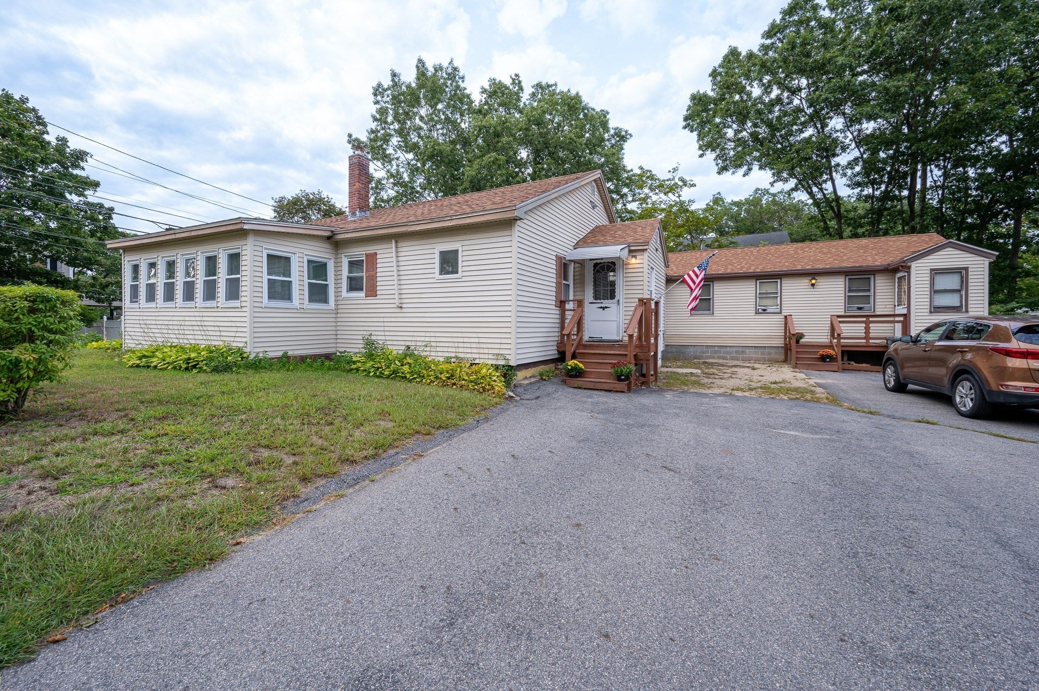 114 Old Meadow Rd, Dracut, MA Photo #27
