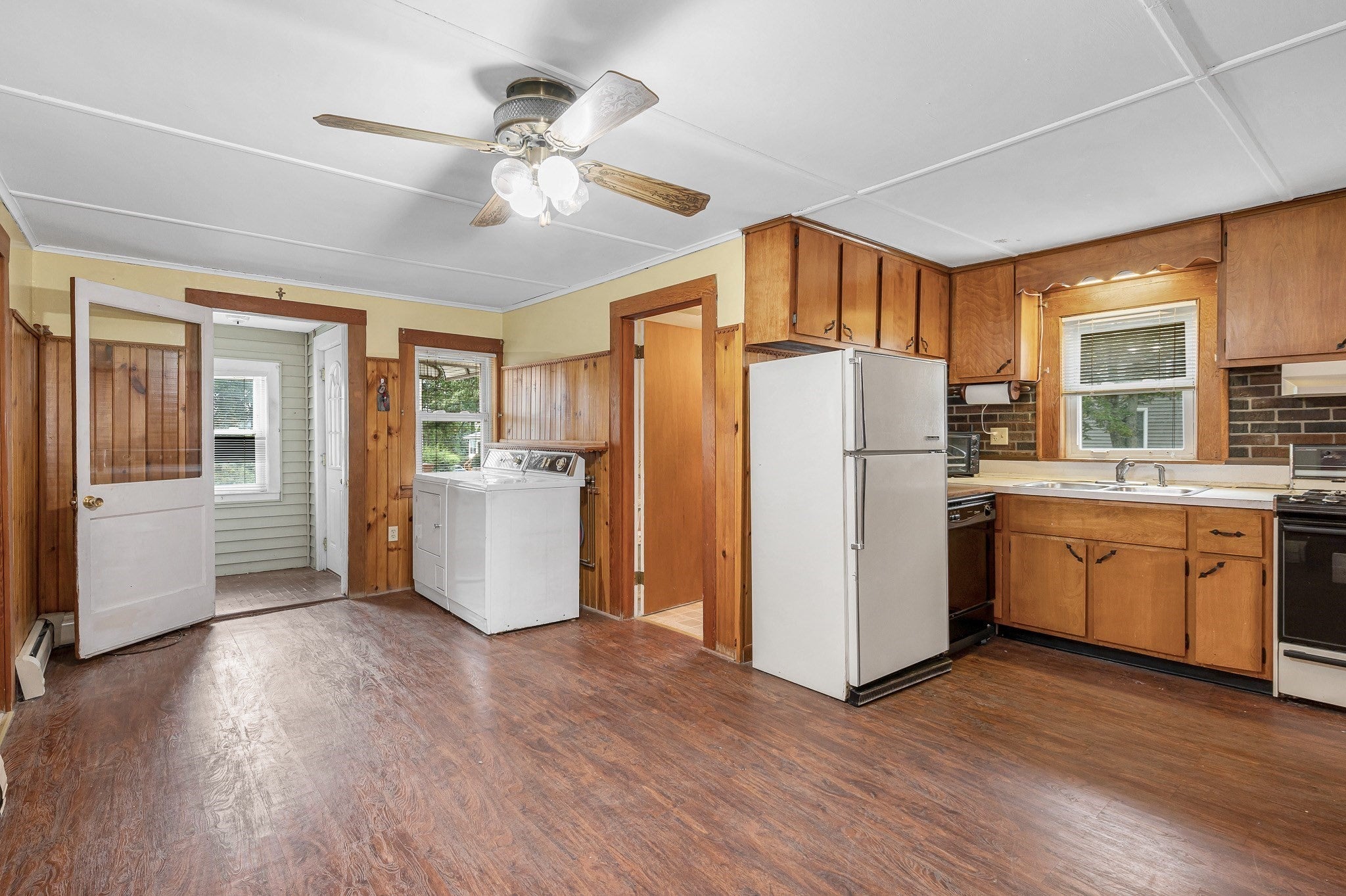 114 Old Meadow Rd, Dracut, MA Photo #4