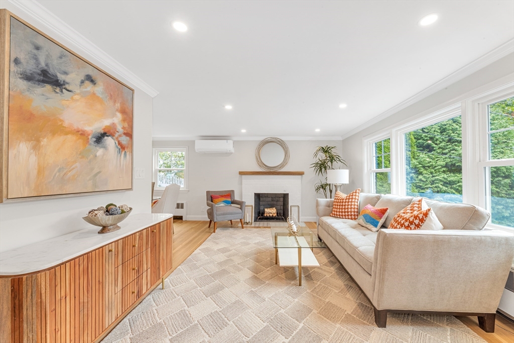 26 Crehore Rd