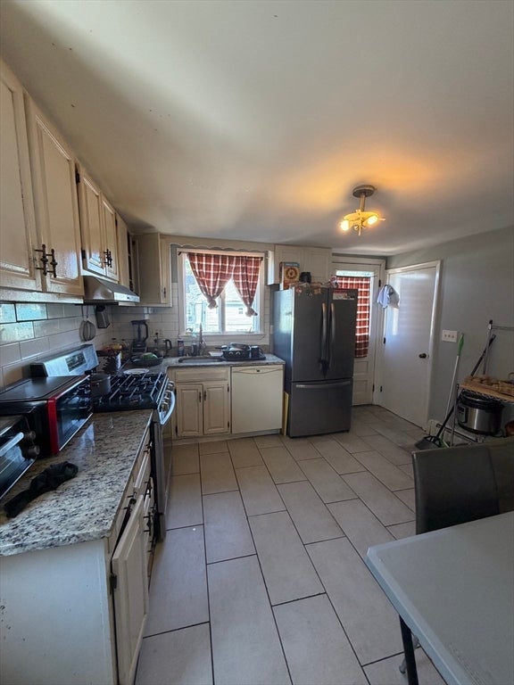 12 Appleton St #2, Malden, MA, 12 Appleton St #2, Malden, MA Photo #2