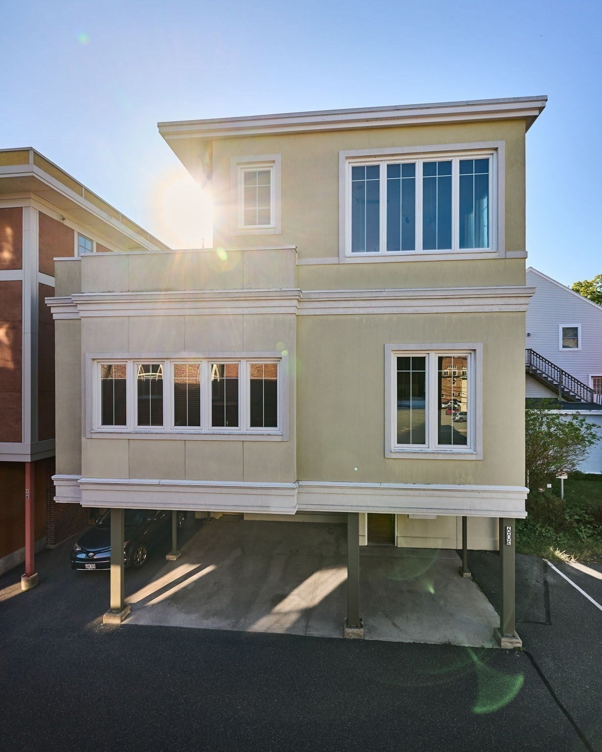 60-C Masonic Street