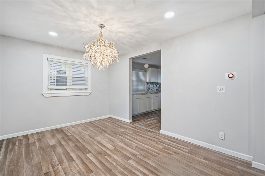 Springfield, Massachusetts 01119, United States, 4 Bedrooms Bedrooms, ,3 BathroomsBathrooms,Residential,Active,247439