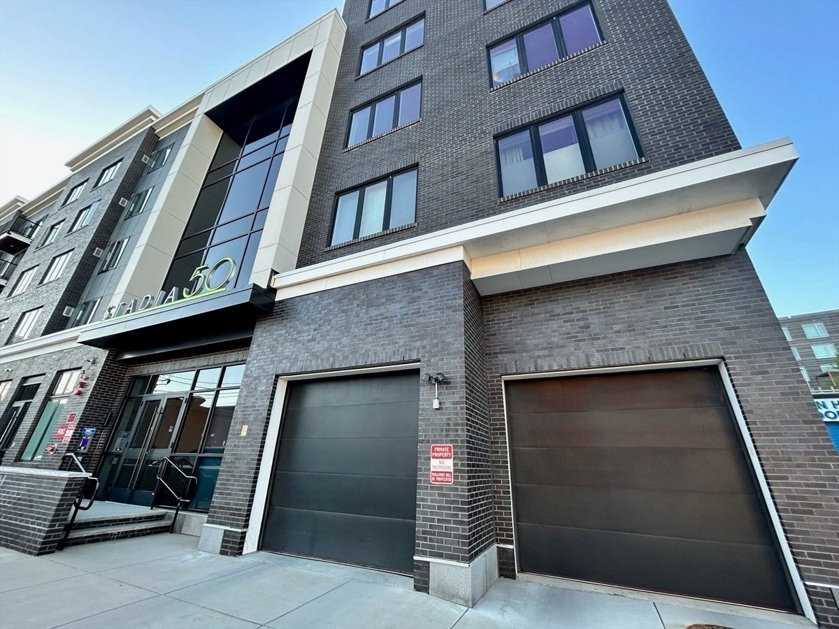 50 Hichborn St 407