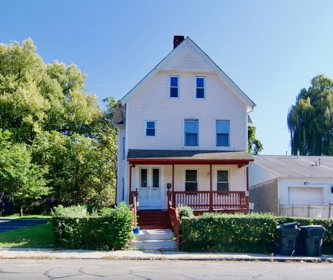 Photo of 425 Taylor St #1, Springfield, MA 01105 (MLS # 73440701)