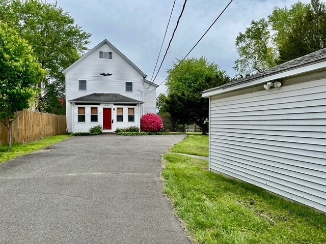 13 Florence St, Chicopee, MA, 13 Florence St, Chicopee, MA Photo #2